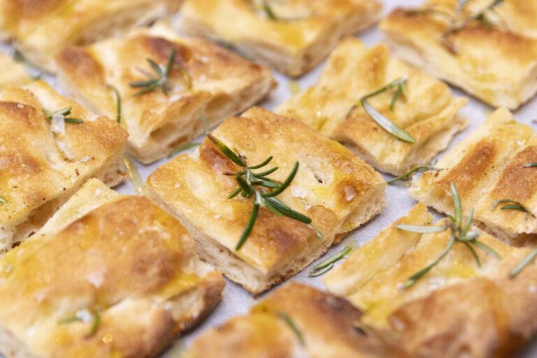 Focaccia Fatta In Casa La Ricetta Facile E Veloce Olio Farchioni